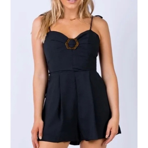 Princess Polly Black Tie Strap Tortoise Shell Accent Rylstone Playsuit Romper 12 - Picture 1 of 9